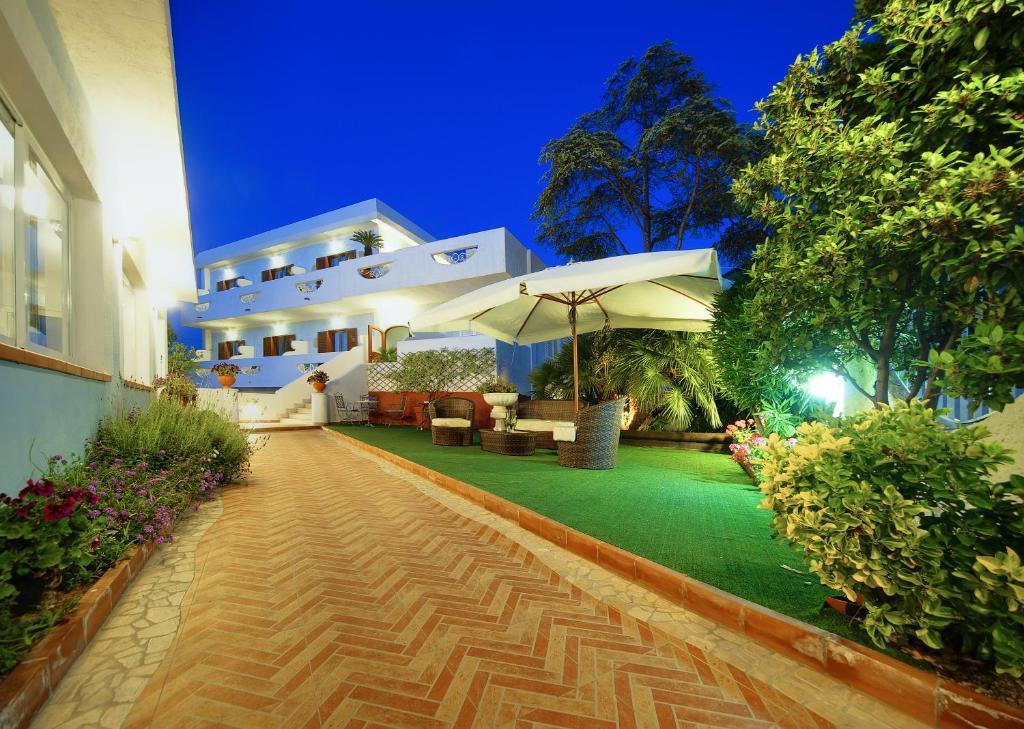 Iris Hotel Forio  Exterior photo