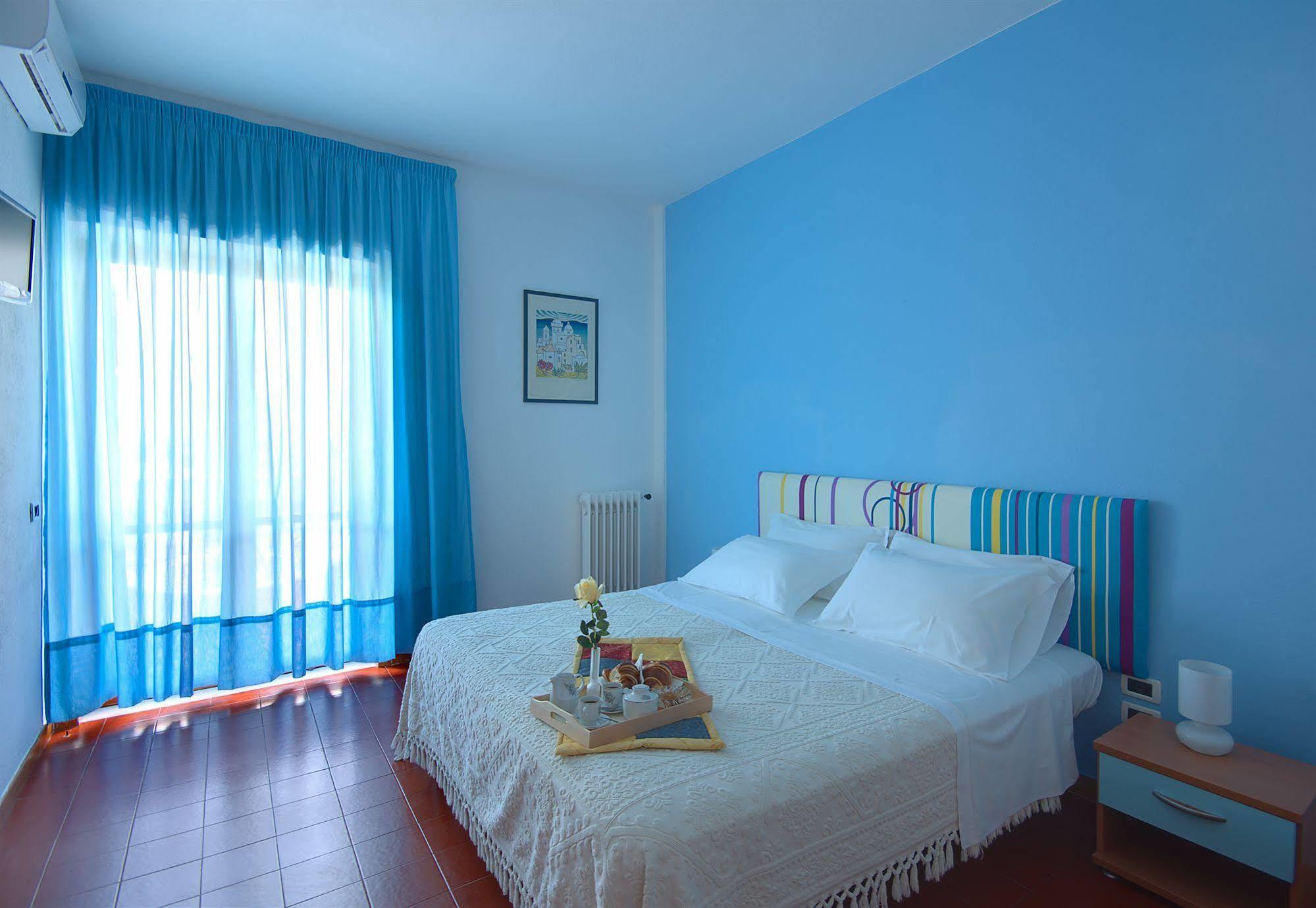 Iris Hotel Forio  Exterior photo