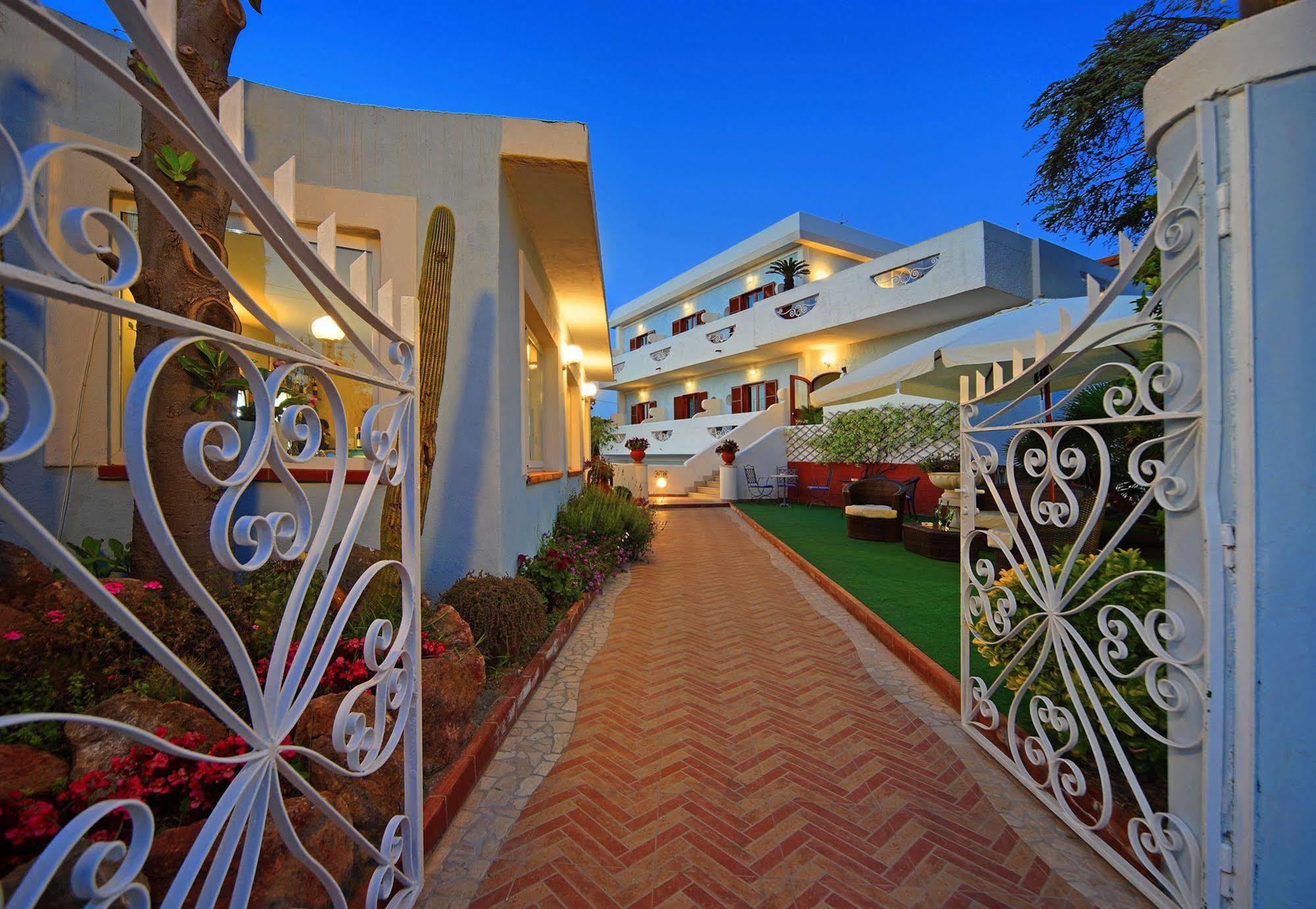 Iris Hotel Forio  Exterior photo