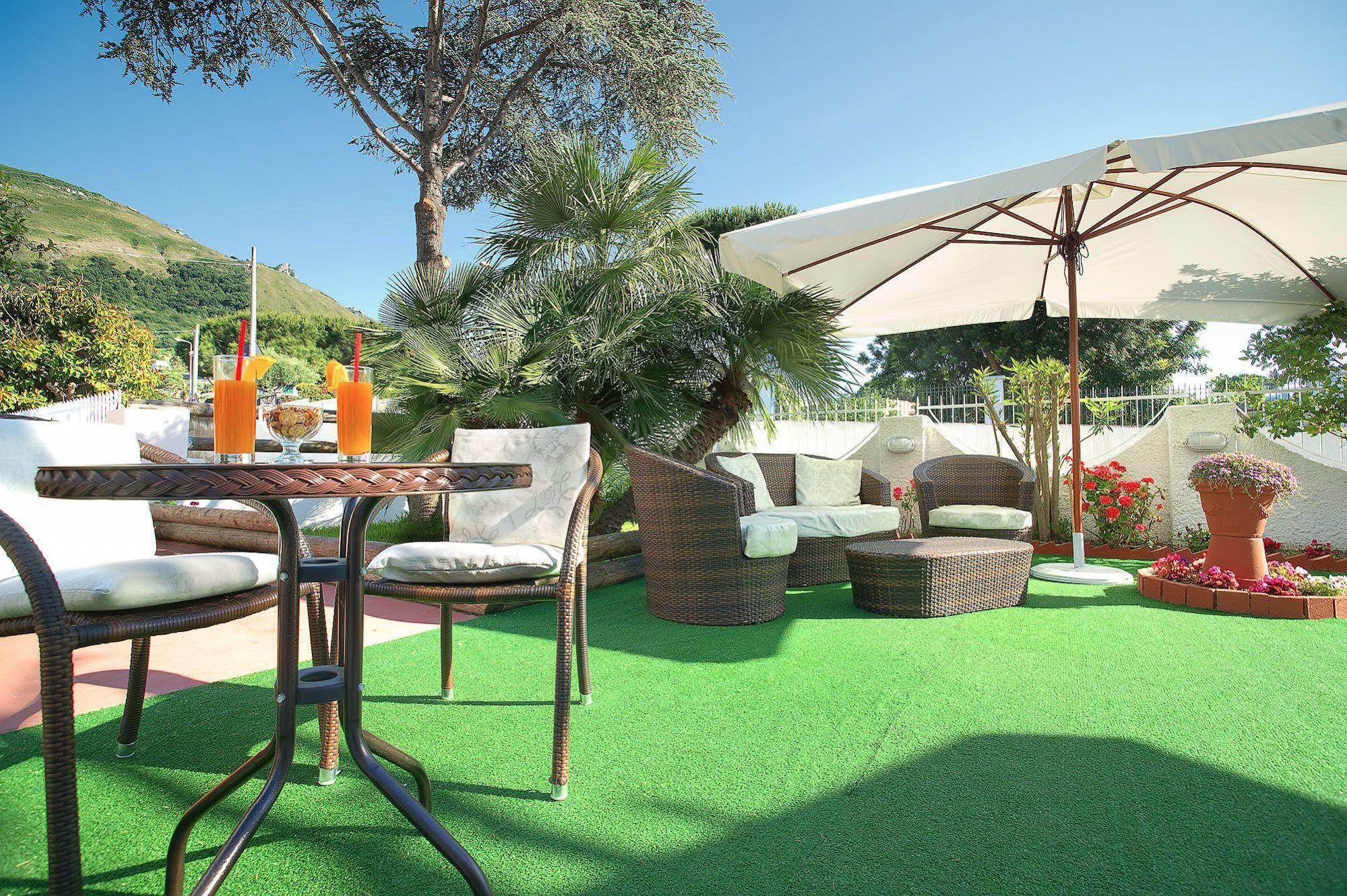 Iris Hotel Forio  Exterior photo